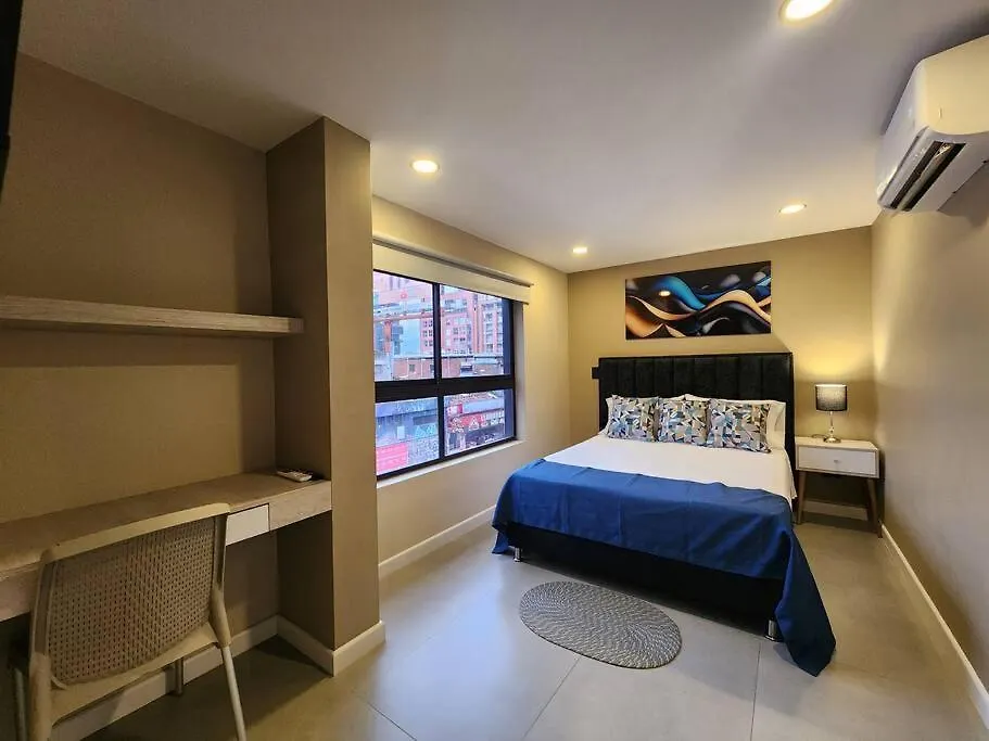 메딜린 Loft 10 아파트