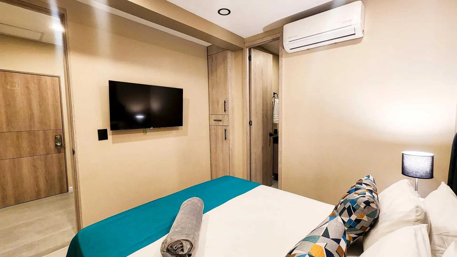메딜린 Loft 10 아파트