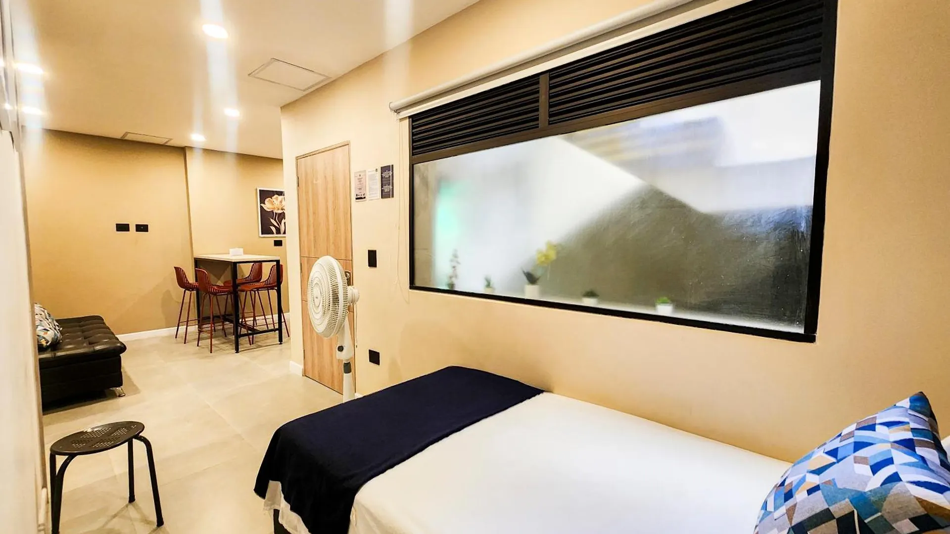 메딜린 Loft 10 아파트