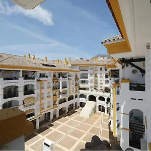 https://apartamento-de-2-habitaciones-en-marbella-centro.es-andalucia.com